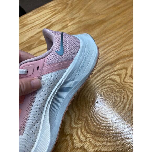 Nike Air Zoom Pegasus 38 Sneaker Women 8 White Pink Running Shoes CW7358-103 S25 - Picture 6 of 12